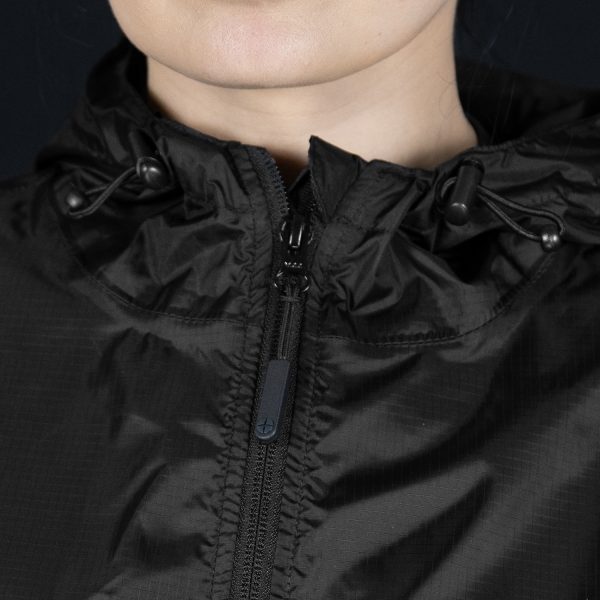 Swiss Peak Urban Windbreaker - Image 5